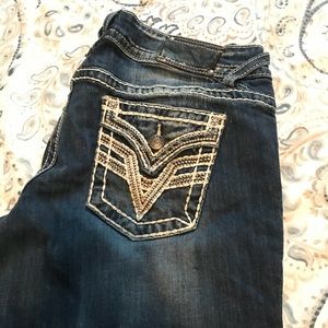 Vigoss slim boot jeans. Smoke free. Like new.